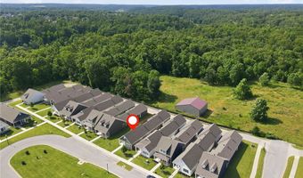 825 NE Heights Ln, Bentonville, AR 72712