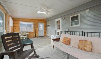 2111 GARRETT St, Cheyenne, WY 82001