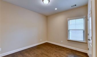 101 Spur Ln, Alpharetta, GA 30009