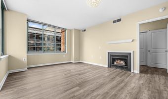 851 N GLEBE Rd 1419, Arlington, VA 22203