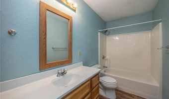 1087 E Horseshoe Dr NW, Backus, MN 56435