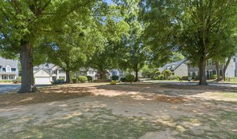 233 Ivy Glen Cir, Avondale Estates, GA 30002
