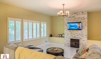 372 Foxboro Dr, Avon, IN 46123
