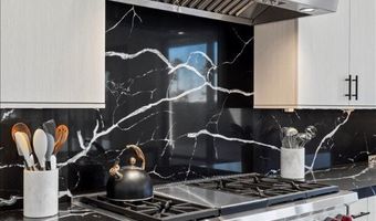 4814 Shady Ridge Dr, Las Vegas, NV 89135