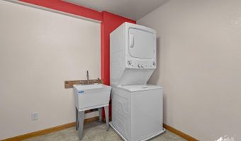 7151 Miranda Dr, Anchorage, AK 99507