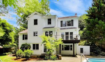 4238 50TH St NW, Washington, DC 20016