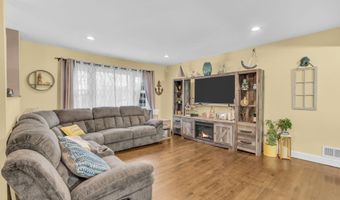 75 Bittern Ln, Bayville, NJ 08721