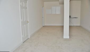 7582 VENTURE Dr, Alexandria, VA 22315