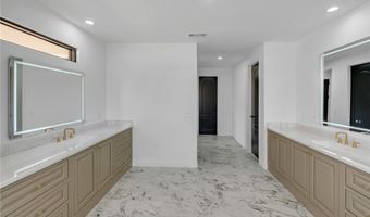 20721 Standing Rock, Apple Valley, CA 92307