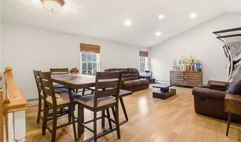 580 Old Main St, Coventry, RI 02816