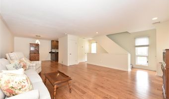 142 I U Willets Rd, Albertson, NY 11507