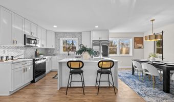 4405 LAUREL Rd, Alexandria, VA 22309