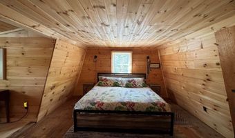 12 Beech Ridge Dr, Abbot, ME 04406