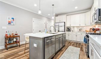 507 CLOVERDALE Dr, Auburn, AL 36830