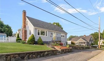 1 Adelaide Ave, Bristol, RI 02809