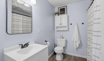 2411 K St, Bedford, IN 47421