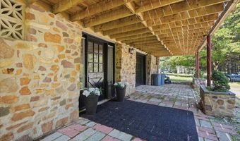 306 Mountain Rd, Albrightsville, PA 18210