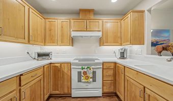 818 Pavilion Pl, Ashland, OR 97520