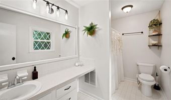 159 Charlotte Pl, Advance, NC 27006