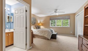 1 Emery Rd 1, Bedford, MA 01730