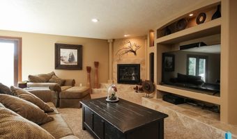 1809 W Ashton Trl, Brandon, SD 57005