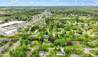 425 W Oregon Rd St, Adrian, MI 49221