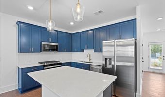 1504 Pinedale Cres NW, Atlanta, GA 30318