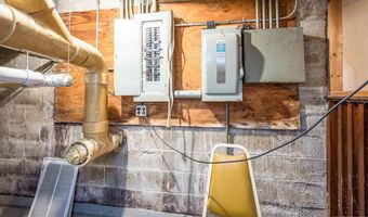 236 E Maine St, Amboy, MN 56010