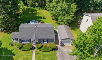 44 Desmarais St, Cumberland, RI 02864