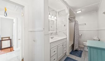 1648 Hollywood Blvd, Biloxi, MS 39531