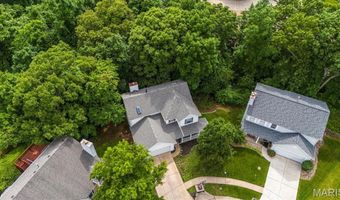 404 Arbor Spring Dr, Ballwin, MO 63021