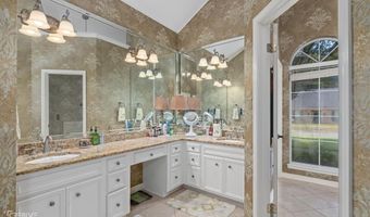 10037 Ferry Creek Dr, Shreveport, LA 71106