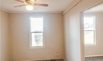 5723 Trego Rd, Atchison, KS 66002