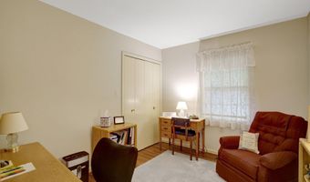 8422 GEORGIAN Way, Annandale, VA 22003
