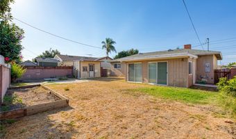 2118 W Crestwood Ln, Anaheim, CA 92804