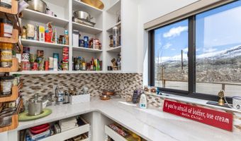 76 Foothill Dr, Lamoille, NV 89828