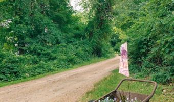 21 Linkkila Ln, Chaplin, CT 06235