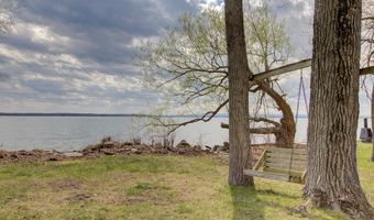 23 Mud Pt S, Alburgh, VT 05440
