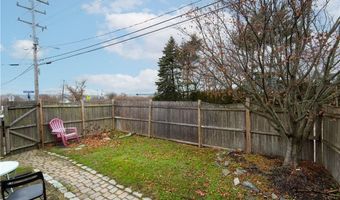 395 Aquidneck Ave, Middletown, RI 02842