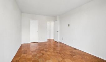 4141 N HENDERSON Rd #904, Arlington, VA 22203