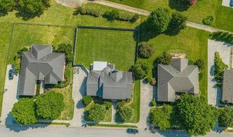 1652 Saint Ives Blvd, Alcoa, TN 37701