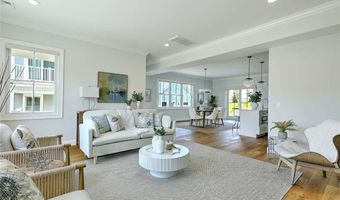 20 Kettle Point Ave, East Providence, RI 02914