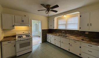 89 Hillside Ave 2nd Floor, Torrington, CT 06790
