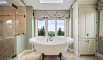3 Baldwin Ln, Bedford, NH 03110