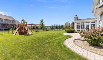 W5757 JOCHMANN Drive, Appleton, WI 54915
