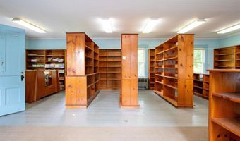 1743 US Route 5 S, Barnet, VT 05821