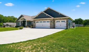 15 Kodak Ln, Angola, IN 46703