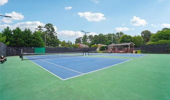 706 Braidwood Rdg NW, Acworth, GA 30101