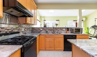 6 DUNLEARY Dr, Bear, DE 19701