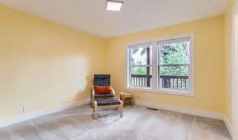15575 SW BRIGHTON Ct, Beaverton, OR 97007